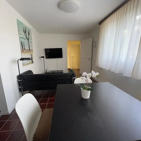 Ascona: Casa Conchiglia Apartment Exterior photo